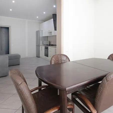 Apartment Lemkivska 26 *